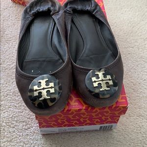 Tory Burch brown leather revas
